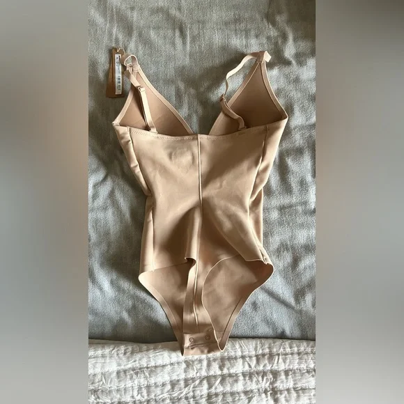 SKIMS Tan Bodysuit New w/ Tags - Picture 2 of 3